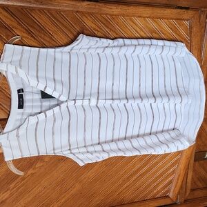 Women's  sleeveless top